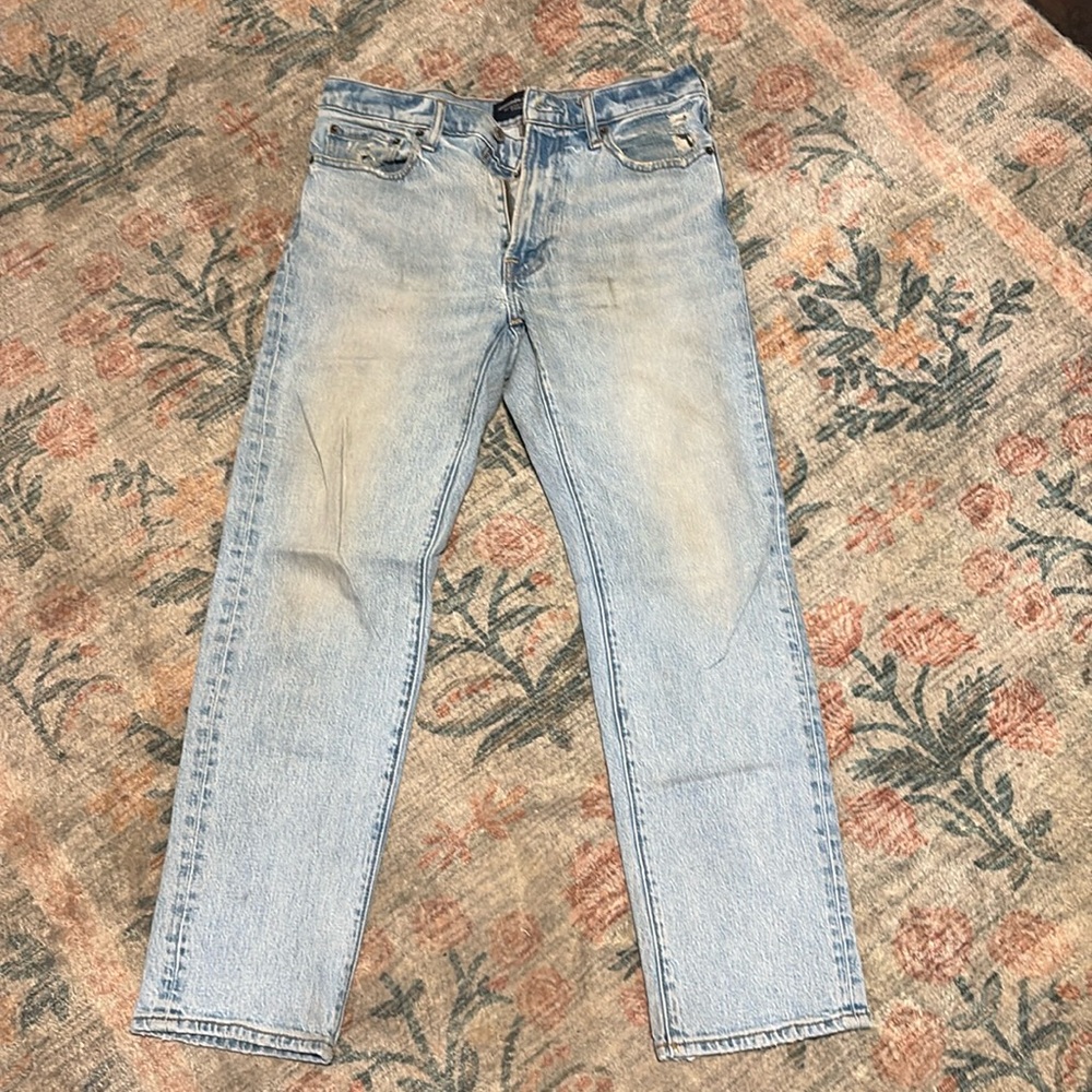 Abercrombie and Fitch 90’s Straight Fit Jeans